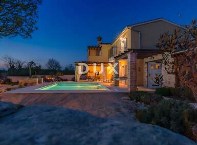 Kuca, Svetvinčenat, prodaja, 550000 €, 179 m2