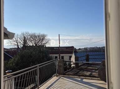 Kuca, Novi Vinodolski, prodaja, 307000 €, 160 m2