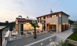 Kuca, Krk, Brzac, prodaja, 2300000 €, 350 m2