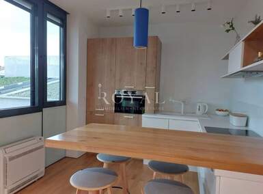 Dvosoban stan, Rijeka, Trsat, najam, 900 €, 50 m2