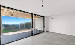 Trosoban stan, Novigrad, prodaja, 485000 €, 94 m2