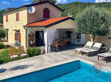 Kuca, Lupoglav, prodaja, 349000 €, 155 m2