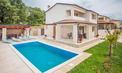 Kuca, Poreč, Garbina, prodaja, 530000 €, 192 m2