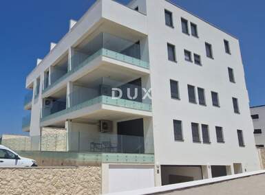 Trosoban stan, Povljana, prodaja, 320400 €, 85 m2