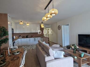 Trosoban stan, Povljana, prodaja, 335000 €, 85 m2