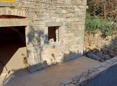 Kuca, Tinjan, prodaja, 198000 €, 82 m2