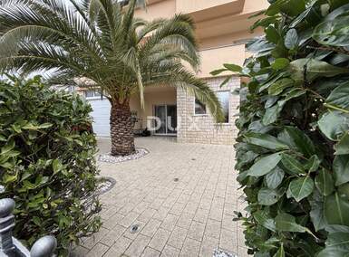 Kuca, Crikvenica, Jadranovo, prodaja, 986000 €, 340 m2