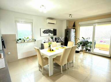 Cetvorosoban stan, Pula, Šijana, prodaja, 332000 €, 98 m2