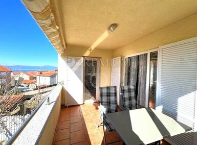 Trosoban stan, Malinska-Dubašnica, Malinska, prodaja, 259000 €, 60 m2