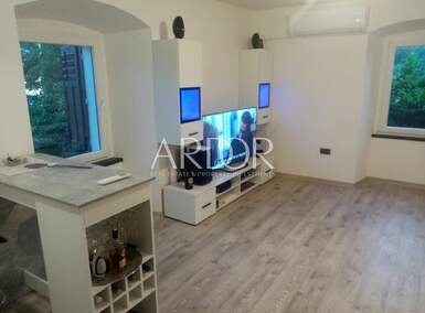 Dvosoban stan, Rijeka, Orehovica, prodaja, 186750 €, 75 m2