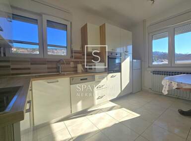 Cetvorosoban stan, Kostrena, najam, 1500 €, 114 m2