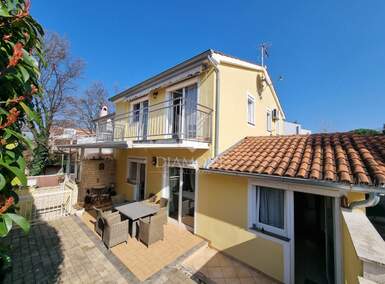 Kuca, Poreč, prodaja, 350000 €, 145 m2