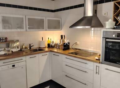 Trosoban stan, Opatija, Opatija - Centar, prodaja, 490000 €, 75 m2