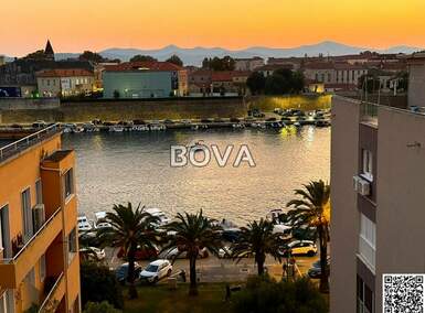 Dvosoban stan, Zadar, Branimirova Obala, prodaja, 1 €, 59 m2