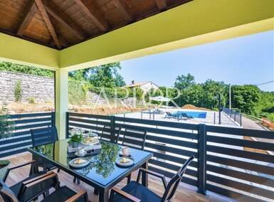 Cetvorosoban stan, Matulji, Mučići, najam, 2500 €, 125 m2