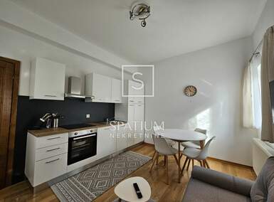 Trosoban stan, Rijeka, Martinkovac, najam, 900 €, 65 m2