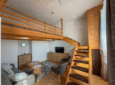 Jednosoban stan, Pula, Centar, najam, 500 €, 30 m2