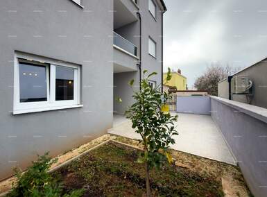 Dvosoban stan, Peroj, prodaja, 280000 €, 63 m2