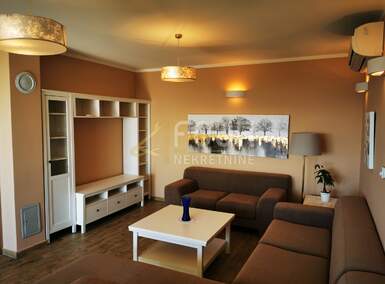 Cetvorosoban stan, Kastav, Rešetari, prodaja, 467000 €, 99 m2