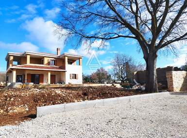 Kuca, Poreč, prodaja, 799000 €, 180 m2