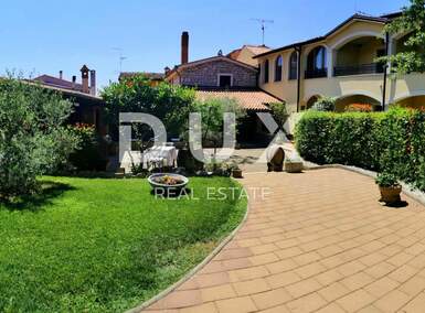 Kuca, Novigrad, prodaja, 2300000 €, 900 m2