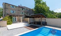 Kuca, Motovun, prodaja, 299000 €, 115 m2