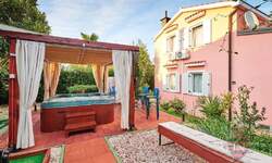 Kuca, Umag, Finida, prodaja, 420000 €, 168 m2