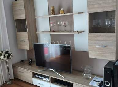 Trosoban stan, Rijeka, Turnić, najam, 750 €, 65 m2