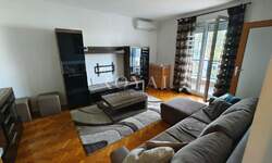 Trosoban stan, Kastav, Rešetari, najam, 750 €, 69 m2