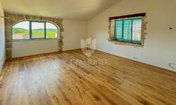 Trosoban stan, Buje, prodaja, 225000 €, 62 m2