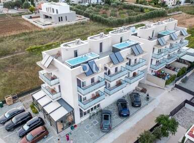 Kuca, Privlaka, prodaja, 660400 €, 193 m2