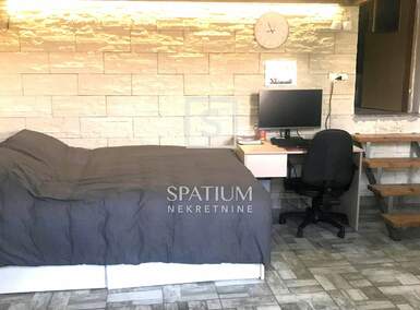 Poslovni prostor, Rijeka, Sušak, prodaja, 125000 €, 32 m2