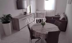 Dvosoban stan, Rijeka, Srdoči, najam, 900 €, 50 m2