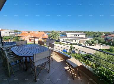 Trosoban stan, Banjole, Volme, prodaja, 375000 €, 107 m2