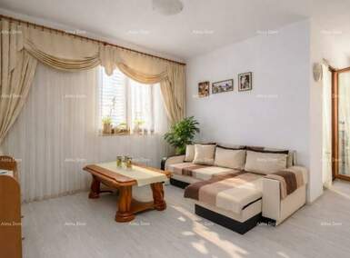 Dvosoban stan, Rovinj, prodaja, 355500 €, 100 m2