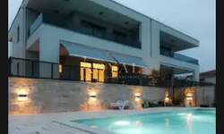 Kuca, Kostrena, najam, 3500 €, 200 m2