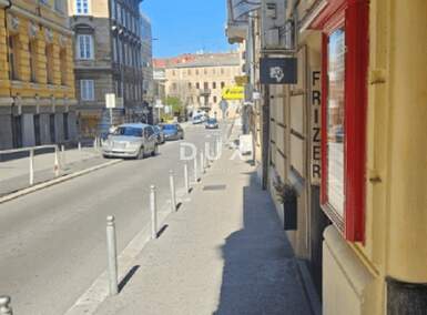 Poslovni prostor, Rijeka, Centar, najam, 500 €, 15 m2