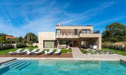 Kuca, Poreč, prodaja, 1500000 €, 220 m2