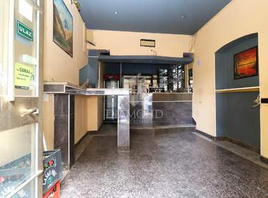 Poslovni prostor, Pula, Stoja, prodaja, 137000 €, 66 m2