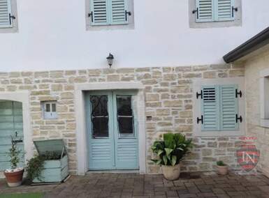 Kuca, Poreč, Garbina, prodaja, 340000 €, 150 m2