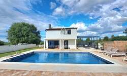 Kuca, Poreč, Garbina, prodaja, 530000 €, 130 m2