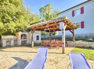 Kuca, Poreč, Garbina, prodaja, 470000 €, 150 m2