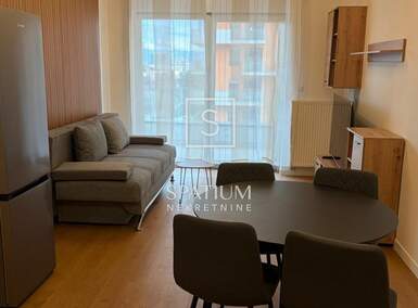 Dvosoban stan, Rijeka, Kantrida, najam, 950 €, 53 m2