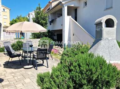 Apartman, Krk, prodaja, 300000 €, 42 m2