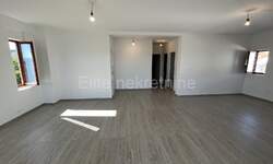 Cetvorosoban stan, Krk, prodaja, 618000 €, 100 m2