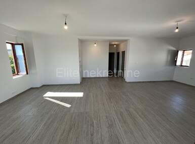 Cetvorosoban stan, Krk, prodaja, 618000 €, 100 m2