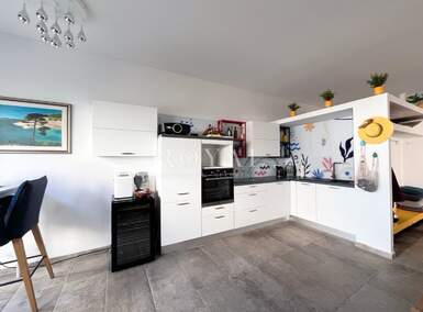 Trosoban stan, Malinska-Dubašnica, Malinska, prodaja, 362000 €, 60 m2