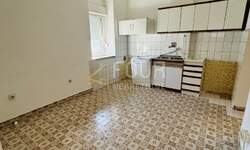 Trosoban stan, Rijeka, Banderovo, prodaja, 155500 €, 50 m2