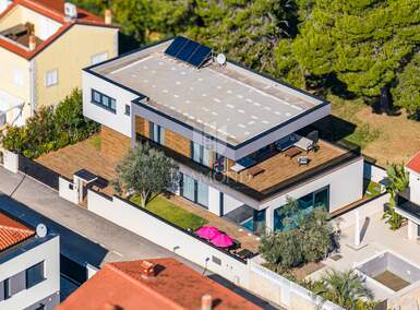 Kuca, Fažana, prodaja, 1790000 €, 293 m2