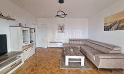 Trosoban stan, Crikvenica, Dramalj, prodaja, 319000 €, 87 m2